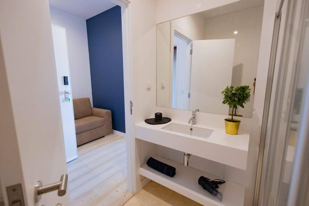 Central Lisbon Stylish Apartment Luaran gambar